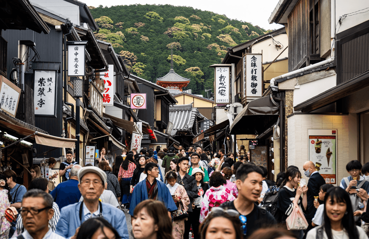 Crowded Kyoto street